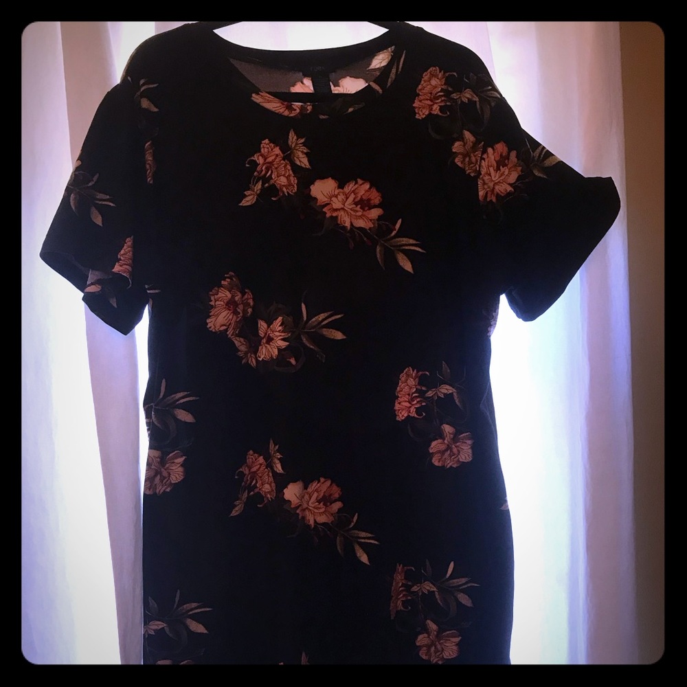 3XL Black short sleeve floral Dress